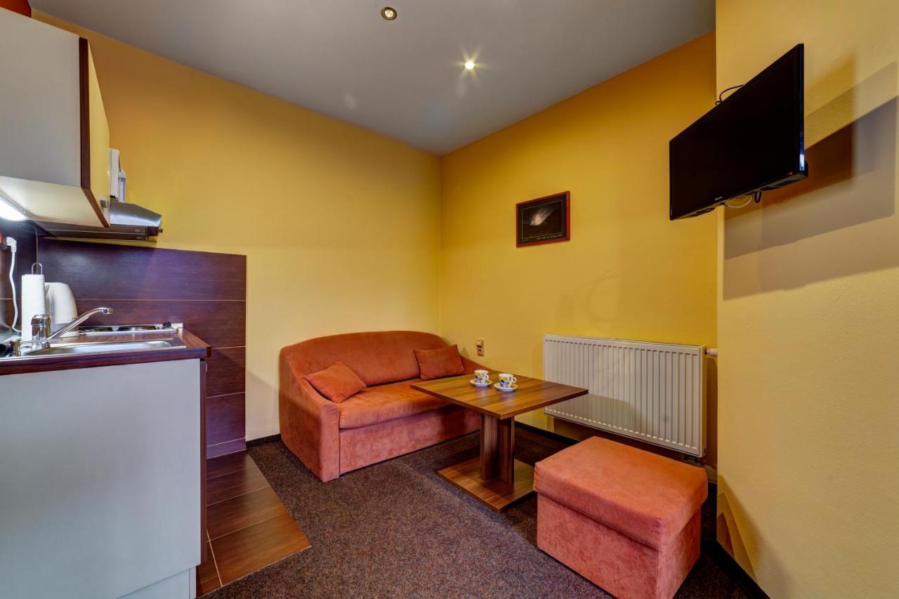 Apartmanovy Dom Slniecko Ziar Exterior photo