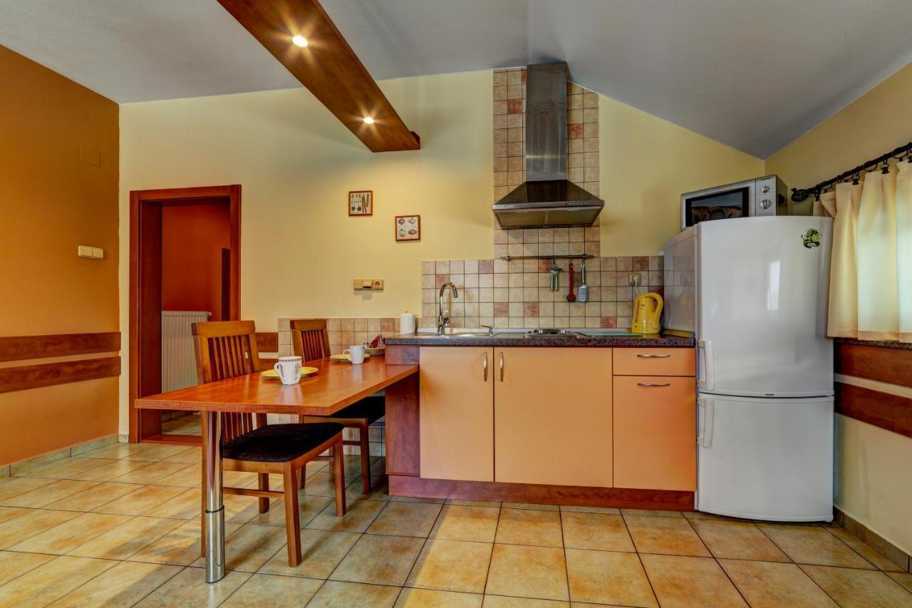 Apartmanovy Dom Slniecko Ziar Exterior photo